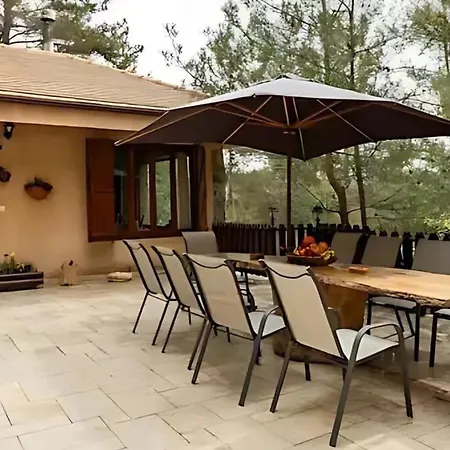 Kardama Hideaway