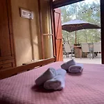 Kardama Hideaway *