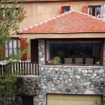 Kardama Hideaway Lodge