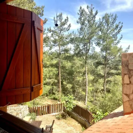 Kardama Hideaway *