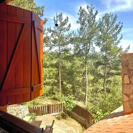 Kardama Hideaway *