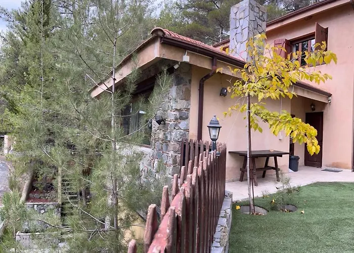 Kardama Hideaway Jaktstuga